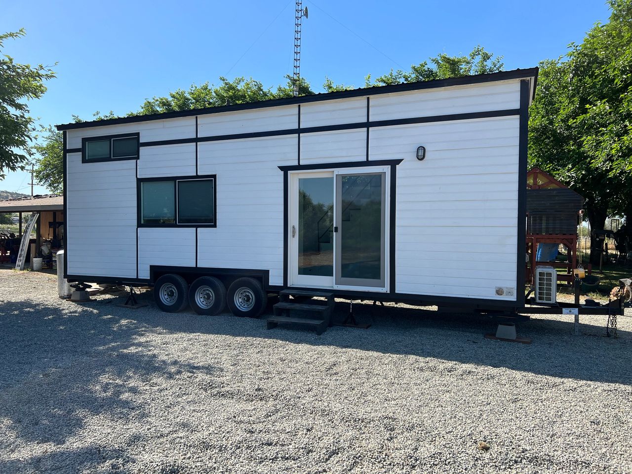 Pre-Owned Bay Cottage — Pacifica Tiny Homes